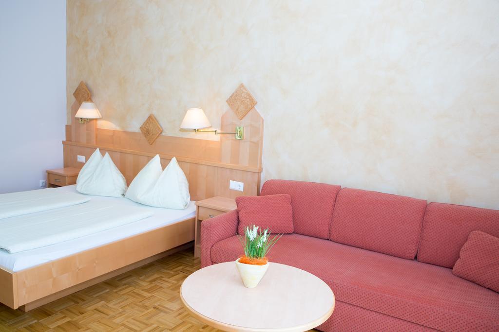 Hotel Restaurant Thadeushof Techelsberg Luaran gambar